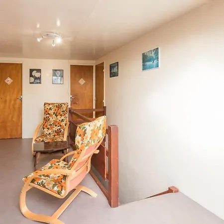 Holiday home Charmante Maison Avec Terrasse, Proche 1000 Etangs, Accueil Chaleureux - Fr-1-583-106 *