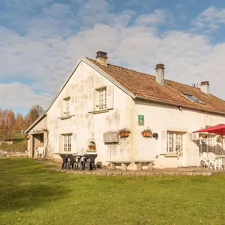 Charmante Maison Avec Terrasse, Proche 1000 Etangs, Accueil Chaleureux - Fr-1-583-106 *
