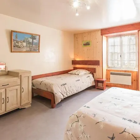 Charmante Maison Avec Terrasse, Proche 1000 Etangs, Accueil Chaleureux - Fr-1-583-106